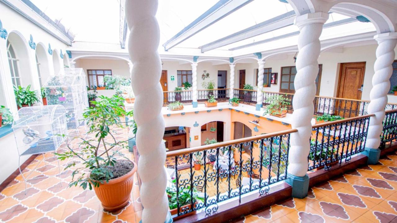 Hotel Pension Bonifaz Quetzaltenango Exterior photo